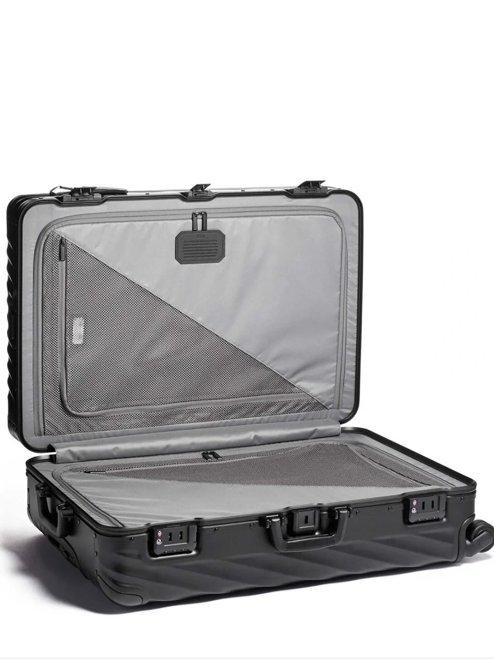 TUMI 19 Degree Aluminum Medium Checked Matte Black 26” NWT